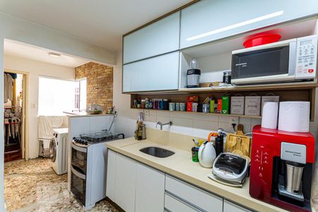 Apartamento à venda com 102m², 2 quartos e 1 vagaCozinha 