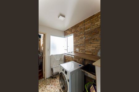 Apartamento à venda com 102m², 2 quartos e 1 vagaÁrea de Serviço