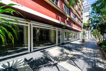 Apartamento à venda com 102m², 2 quartos e 1 vagaEntrada