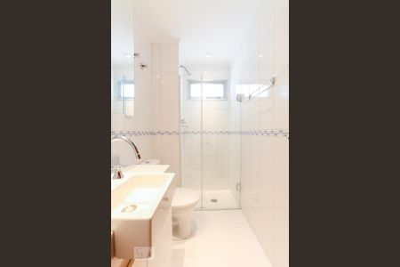 Banheiro de apartamento para alugar com 1 quarto, 42m² em Bela Vista, São Paulo