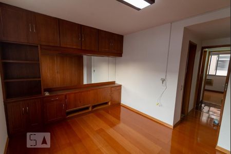 Apartamento à venda com 90m², 2 quartos e 1 vagaSuíte