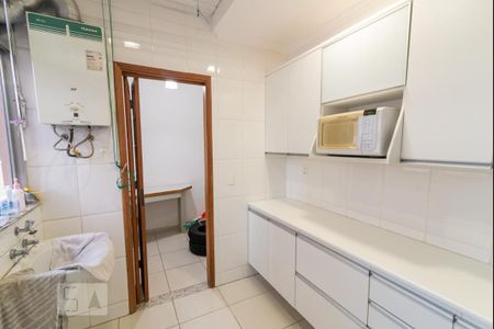 Apartamento à venda com 90m², 2 quartos e 1 vagaÁrea de Serviço