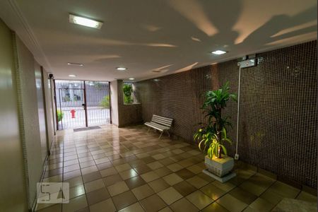 Apartamento à venda com 90m², 2 quartos e 1 vagaHall