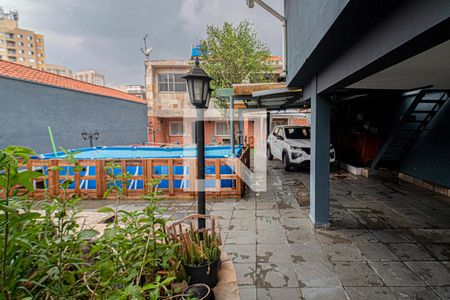 Casa para alugar com 195m², 4 quartos e 4 vagasQuintal