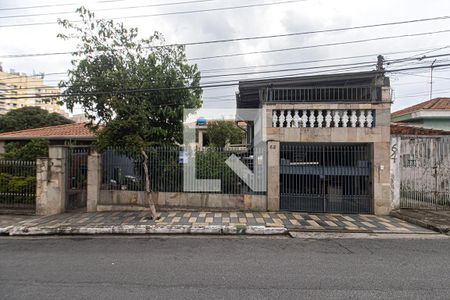 Casa para alugar com 195m², 4 quartos e 4 vagasFachada