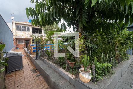 Casa para alugar com 195m², 4 quartos e 4 vagasquintal