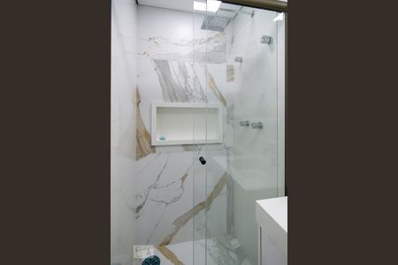 Apartamento à venda com 65m², 2 quartos e 1 vagaBanheiro Social