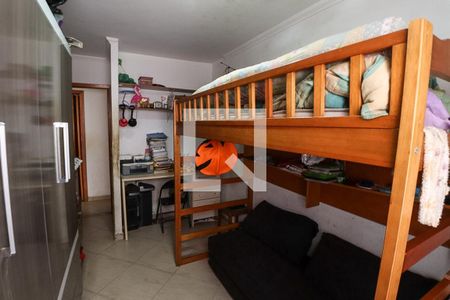 Apartamento à venda com 70m², 3 quartos e 2 vagas Apartamento à venda com 70m², 3 quartos e 2 vagasQuarto 2