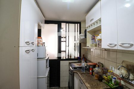 Apartamento à venda com 70m², 3 quartos e 2 vagas Apartamento à venda com 70m², 3 quartos e 2 vagasCozinha
