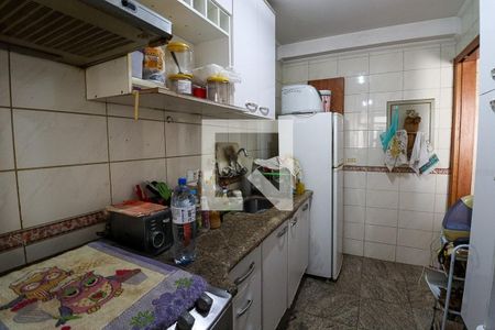 Apartamento à venda com 70m², 3 quartos e 2 vagas Apartamento à venda com 70m², 3 quartos e 2 vagasCozinha