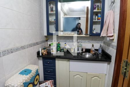 Apartamento à venda com 70m², 3 quartos e 2 vagas Apartamento à venda com 70m², 3 quartos e 2 vagasBanheiro da Suíte