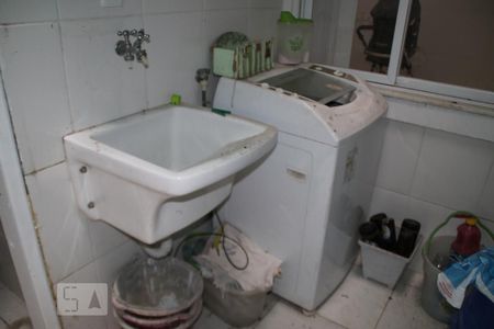 Casa à venda com 110m², 3 quartos e 1 vagaÁrea de Serviço