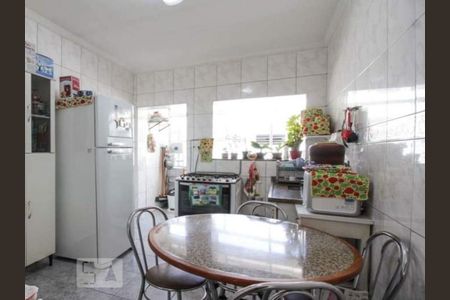 Apartamento à venda com 110m², 3 quartos e sem vagaCozinha