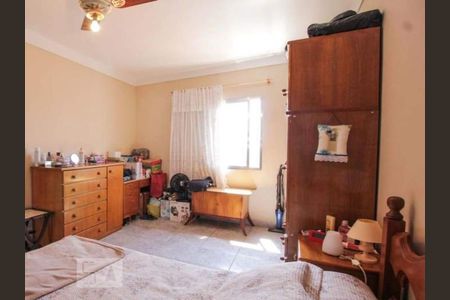 Apartamento à venda com 110m², 3 quartos e sem vagaQuarto