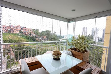 Apartamento à venda com 87m², 2 quartos e 2 vagasSacada com área gourmet