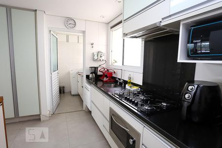 Apartamento à venda com 87m², 2 quartos e 2 vagasCozinha