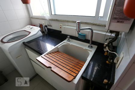 Apartamento à venda com 87m², 2 quartos e 2 vagasÁrea de Serviço