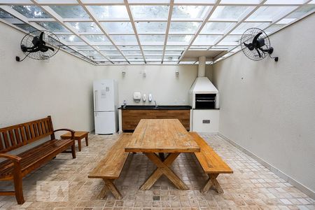 Apartamento à venda com 87m², 2 quartos e 2 vagasÁrea comum - Churrasqueira