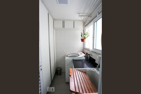 Apartamento à venda com 87m², 2 quartos e 2 vagasÁrea de Serviço