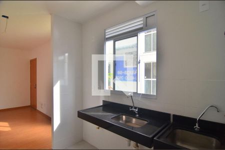 Cozinha de apartamento para alugar com 2 quartos, 42m² em Igara, Canoas