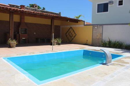 Casa de condomínio para alugar com 350m², 4 quartos e 2 vagasPiscina