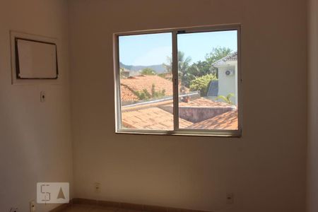 Casa de condomínio para alugar com 350m², 4 quartos e 2 vagasQuarto 2