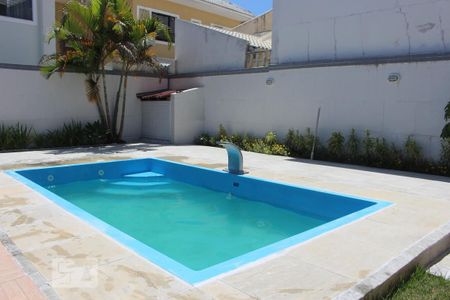 Casa de condomínio para alugar com 350m², 4 quartos e 2 vagasPiscina