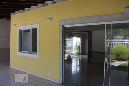 Casa de condomínio para alugar com 350m², 4 quartos e 2 vagasVaranda da Sala