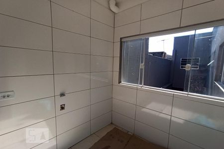 Detalhe da area de serviço de casa para alugar com 1 quarto, 70m² em Jardim Iva, São Paulo