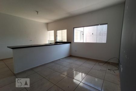 Detalhe Sala de casa para alugar com 1 quarto, 70m² em Jardim Iva, São Paulo