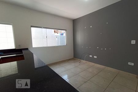 Detalhe Sala de casa para alugar com 1 quarto, 70m² em Jardim Iva, São Paulo