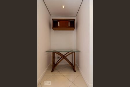 Escritório de apartamento para alugar com 2 quartos, 75m² em Vila Nova Alba, São Paulo
