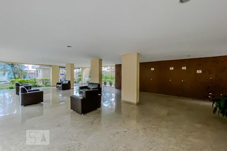 Apartamento à venda com 70m², 2 quartos e 1 vagaArea COmun