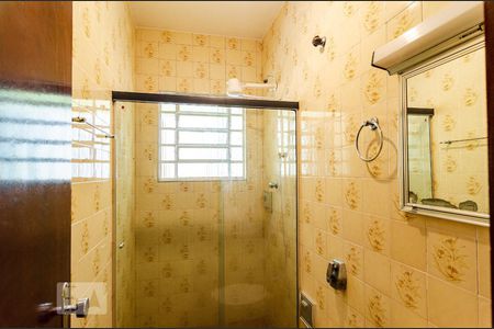 Banheiro Social de casa para alugar com 1 quarto, 50m² em Vila Guarani (z Sul), São Paulo