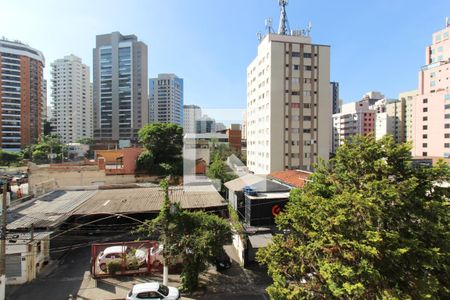 Sala vista de apartamento à venda com 2 quartos, 72m² em Vila Nova Conceição, São Paulo