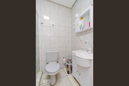 Casa à venda com 84m², 3 quartos e 1 vaga Casa à venda com 84m², 3 quartos e 1 vagaBanheiro