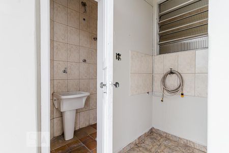 Área de Serviço de apartamento para alugar com 2 quartos, 114m² em Vila Monumento, São Paulo