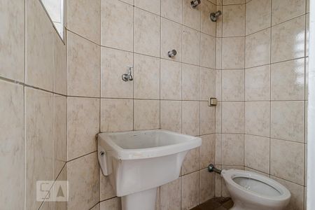 Banheiro de Serviço de apartamento para alugar com 2 quartos, 114m² em Vila Monumento, São Paulo