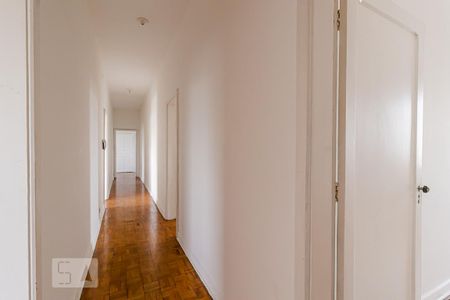 Corredor de apartamento para alugar com 2 quartos, 114m² em Vila Monumento, São Paulo