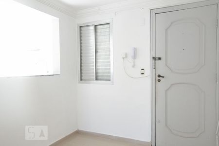 Sala de apartamento para alugar com 2 quartos, 48m² em Conjunto Residencial José Bonifácio, São Paulo
