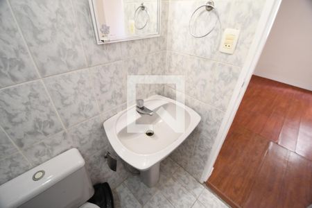 Banheiro de apartamento para alugar com 1 quarto, 38m² em Centro, Campinas