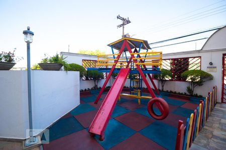 Apartamento à venda com 64m², 2 quartos e 1 vagaÁrea Comum - Playground