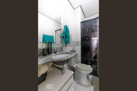 Apartamento à venda com 64m², 2 quartos e 1 vagaBanheiro 