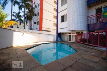 Apartamento à venda com 64m², 2 quartos e 1 vagaÁrea comum - Piscina