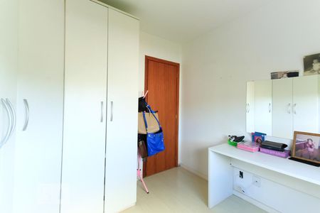 Quarto  de casa de condomínio à venda com 3 quartos, 185m² em Campo Novo, Porto Alegre