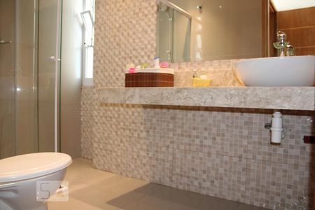 Apartamento para alugar com 135m², 4 quartos e 1 vagaBanheiro suíte 1