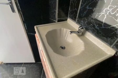 Banheiro de apartamento para alugar com 1 quarto, 25m² em Centro, Rio de Janeiro