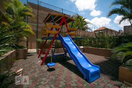 Apartamento à venda com 77m², 3 quartos e 2 vagasÁrea Comum - Playground