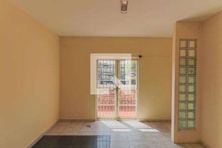 Casa à venda com 100m², 3 quartos e 2 vagasQuarto 3
