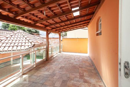 Casa para alugar com 395m², 4 quartos e 2 vagas Casa para alugar com 395m², 4 quartos e 2 vagasVaranda do quarto 1